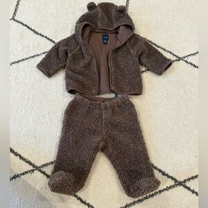 GAP Baby Brown Sherpa Hoodie Outfit set (3-6months)